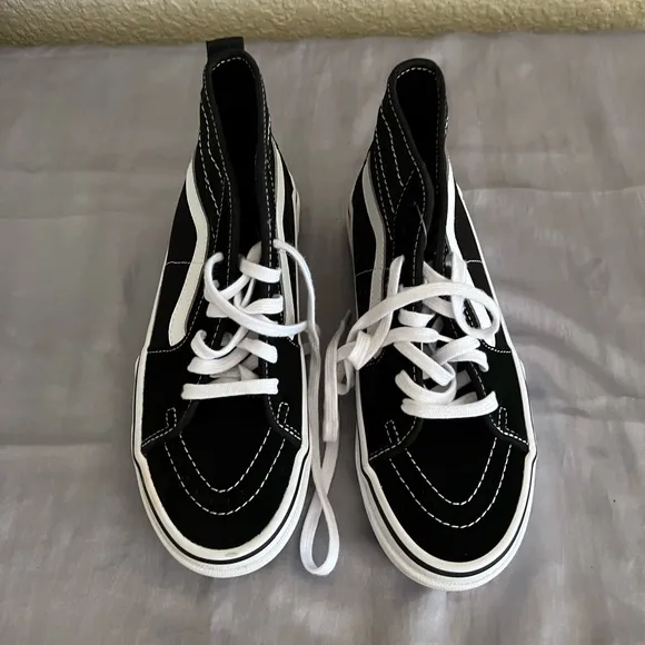 Vans Ultra Cush SK 8 Black/ White Platform Sneakers 6