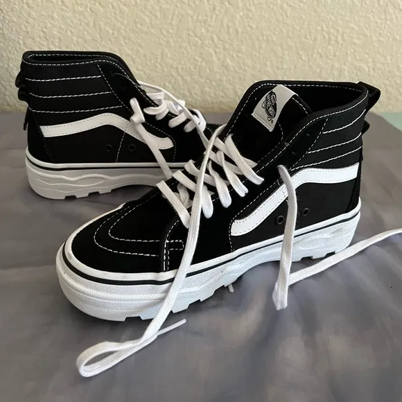 Vans Ultra Cush SK 8 Black/ White Platform Sneakers 6