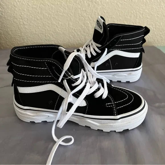 Vans Ultra Cush SK 8 Black/ White Platform Sneakers 6