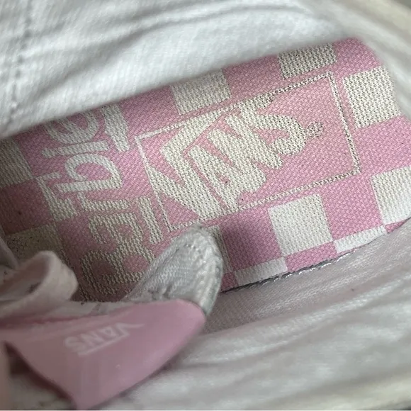 VANS x Barbie Sk8-Hi Tapered Stackform Platform Sneakers Women’s Size 7 Shoes