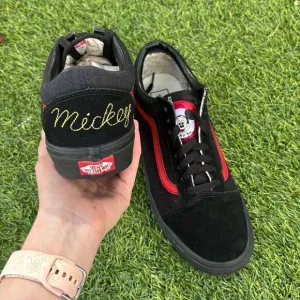 Vans x Disney Mickey Mouse Black Shoes Sneakers in Mens Size 9.5