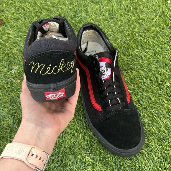 Vans x Disney Mickey Mouse Black Shoes Sneakers in Mens Size 9.5