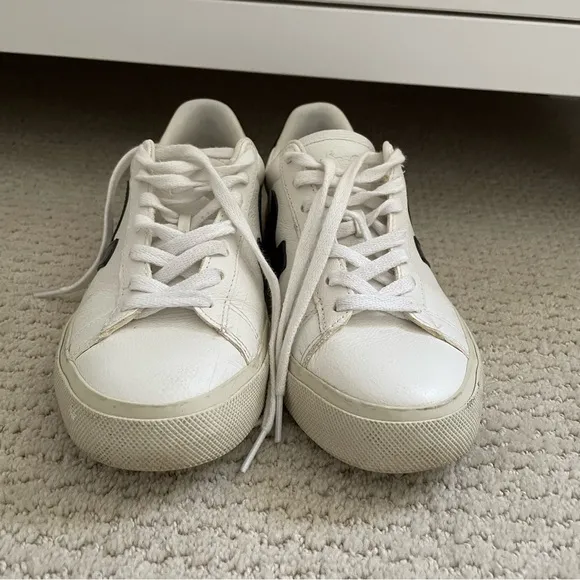 Veja Campo Tennis Shoes Size US 7 Black &amp; White