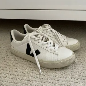 Veja Campo Tennis Shoes Size US 7 Black &amp; White