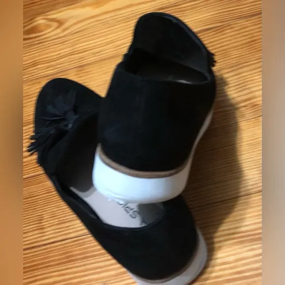 via spiga office dressing  women’ s leather Suede Shoes black. 6.5 M