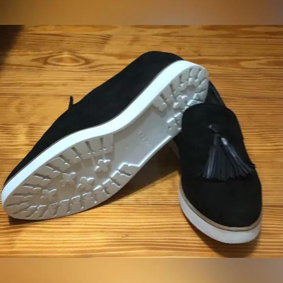 via spiga office dressing  women’ s leather Suede Shoes black. 6.5 M