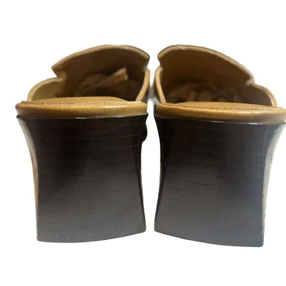 Villager By Liz Clairborne Women’s Brown Pump Size 6m In Excellent Condition