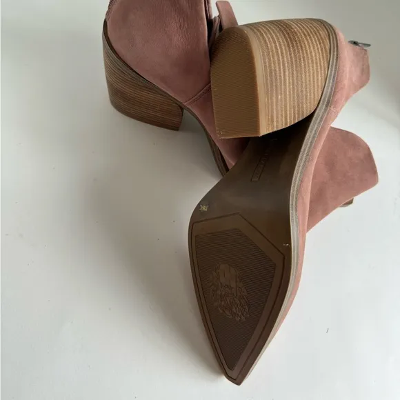 Vince Camuto Gigietta Suede Bootie Women's Shoes Size 11