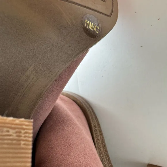 Vince Camuto Gigietta Suede Bootie Women's Shoes Size 11