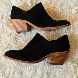 Vince Camuto Women's Black Suede Ankle Boots