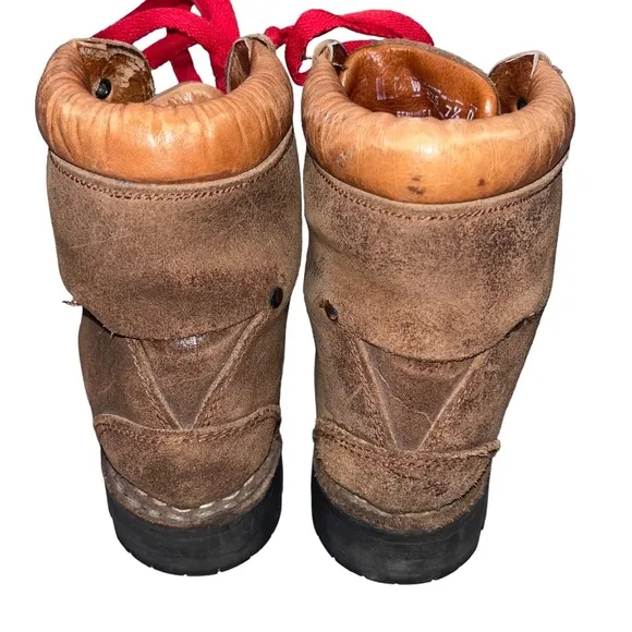 Vintage 70’s Men’s Woodstock Brown Suede Hiking Boots