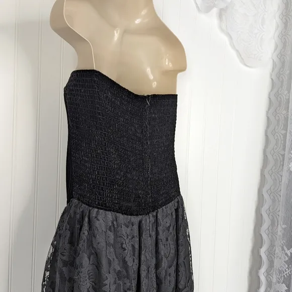 VINTAGE Chenelli Paris Strapless Velvet Lace Fit &amp; Flare Dress Sz 11