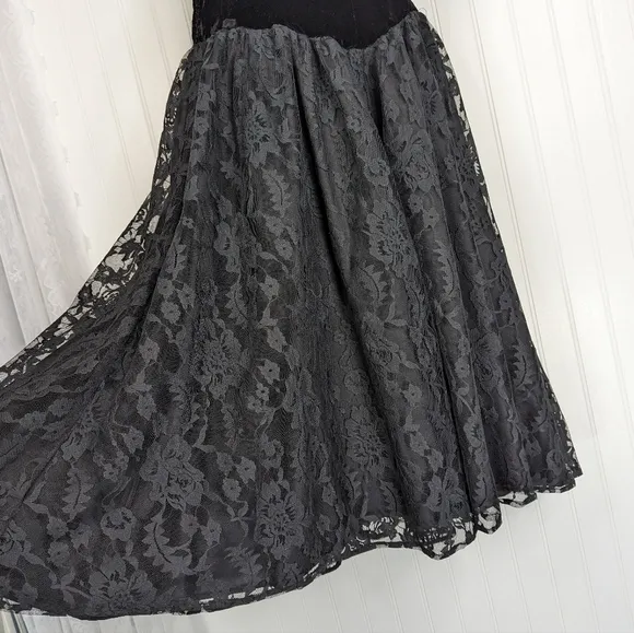 VINTAGE Chenelli Paris Strapless Velvet Lace Fit &amp; Flare Dress Sz 11