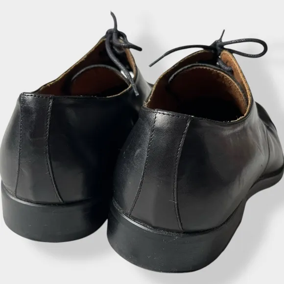 Vintage Classic Black Leather Men's Dress Derby Shoes Chiseled Box Toe Italy 41