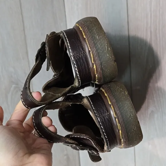 Vintage Dr.Martens Men 8092 Fisherman Chunky Tractor Platform Sandals shoes