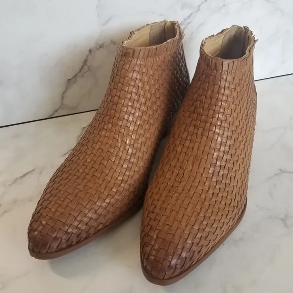 Vintage Foundry Co Delmira Bootie Ankle Boot Light Brown Size 11