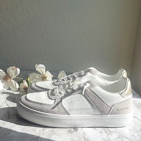 Vintage Havana White Tan Platform Sneakers 8.5 Perforated Low Top Lace Up Shoes