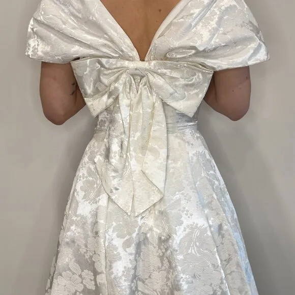 Vintage Jessica McClintock Gunne Sax White Dress Size 7/8 (Modern Small)