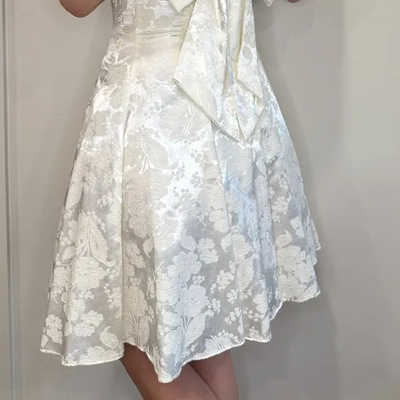 Vintage Jessica McClintock Gunne Sax White Dress Size 7/8 (Modern Small)