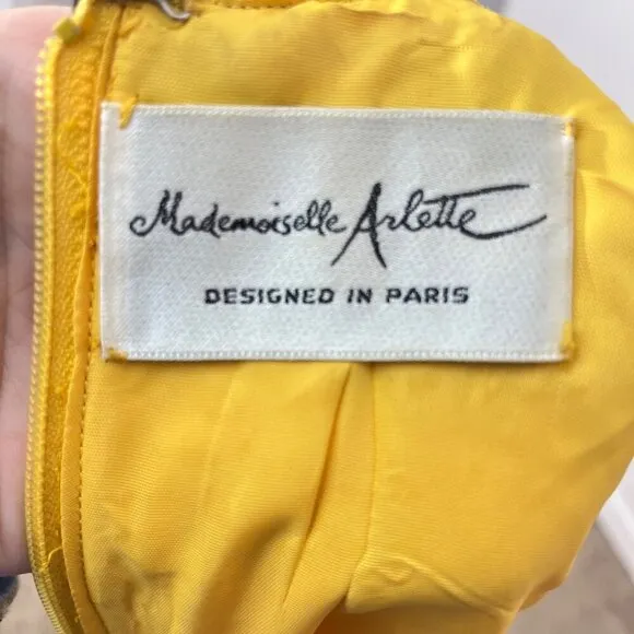Vintage Mademoiselle Arlette Yellow Dress With Black Trim &amp; Rose‎ Accent 1960's