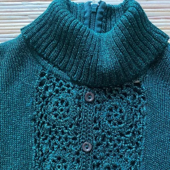 Vintage Metalic Green Bell Sleeve Party Midi Dress Crochet XS Perfect Holiday
