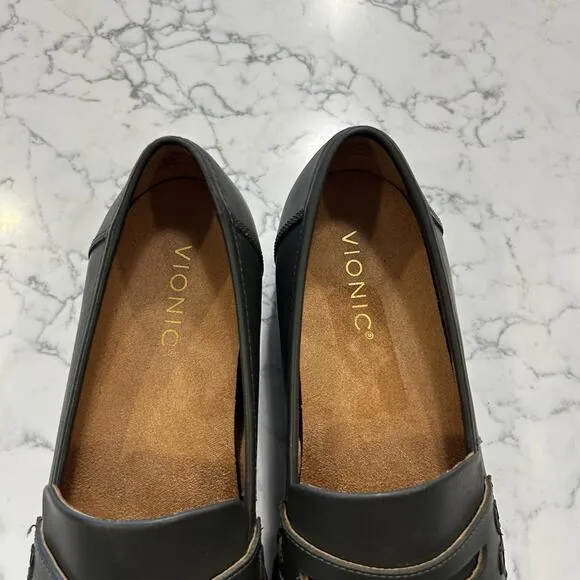 Vionic Dark Green Leather Cheryl II Closed Toe Loafer Shoes Size 9