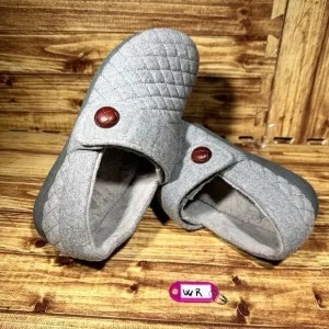 Vionic Jackie Women's Gray Quilted Flannel Adjustable Supportive Slippers Size 9