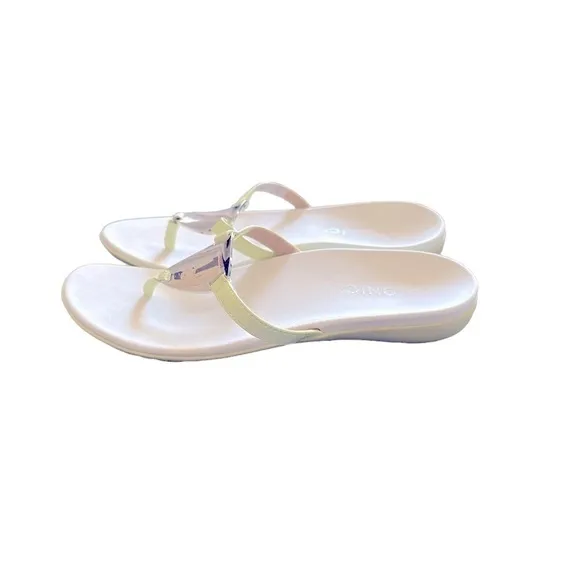 Vionic Super Comfy Shoes