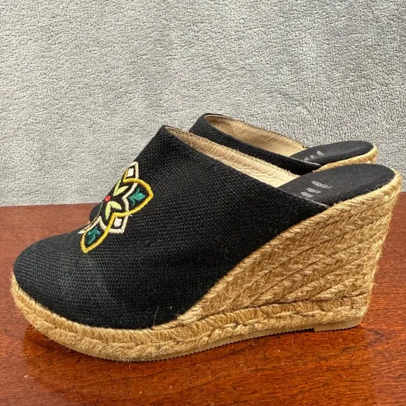 Viscata Black Embroidered Floral Wedge EU 37 Mule Slides Espadrille Platform