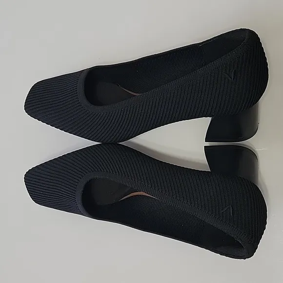 Vivaia Melody Chunky Heel Pumps