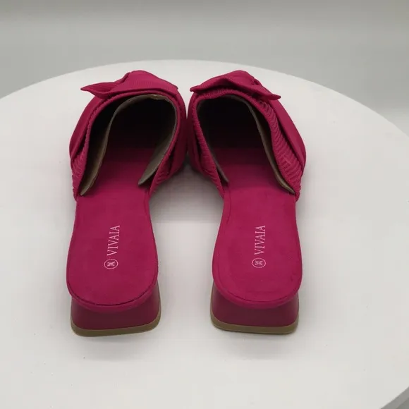 Vivaia womens pointed toe shoes size 7.5 US