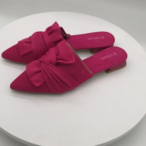 Vivaia womens pointed toe shoes size 7.5 US