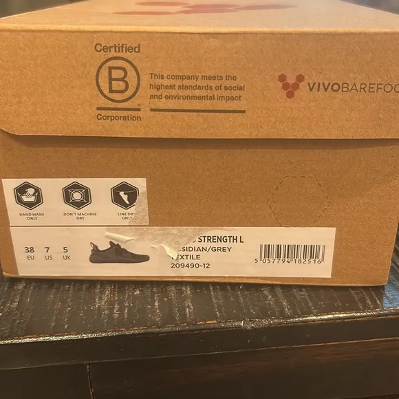 Vivobarefoot Motus Strength Women’s Bare-Foot Zero Shoes
