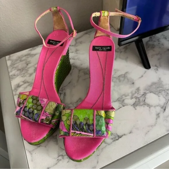 VTG Kate Spade Cabo Platform Wedge Sandals with Floral Print Size 9