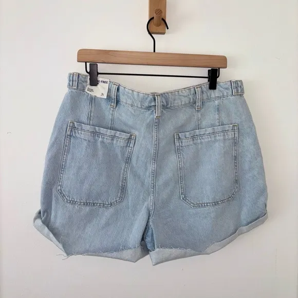 We The Free Palmer Shorts NWT Color LaLa Land Size 31