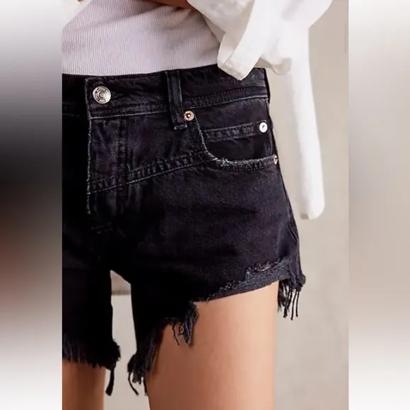 We The Free Westwood Hi-Low Shorts in color- Punky Size 24 NWOT RT $78