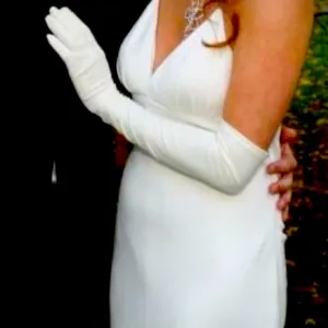 Wedding Dress White 8 spaghetti strap teardrop bust, open back with train