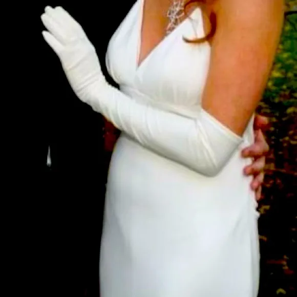 Wedding Dress White 8 spaghetti strap teardrop bust, open back with train