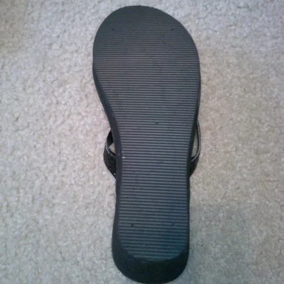 Wedge Platform Flip Flops: Vintage Victoria's Secret - Collin Stuart.  NEW