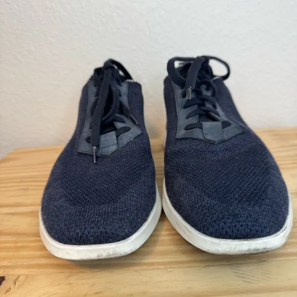 Wolf &amp; Shepherd SupremeKnit Lace-up Trainer Sneakers in Navy Blue 11