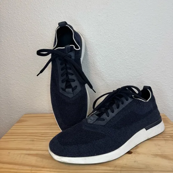 Wolf &amp; Shepherd SupremeKnit Lace-up Trainer Sneakers in Navy Blue 11