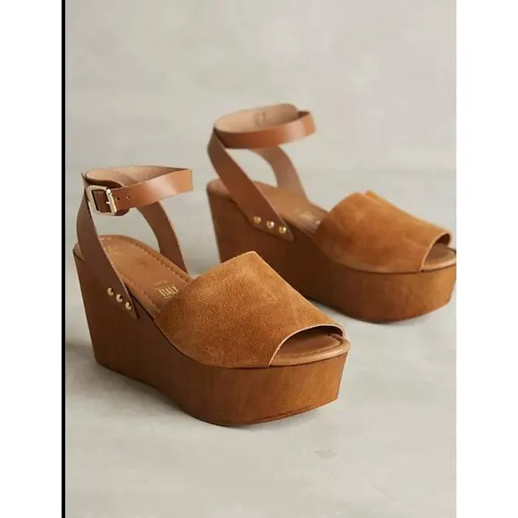 Women's 8.5 Seychelles Forward Wedge Suede Platform Sandals Cognac Brown