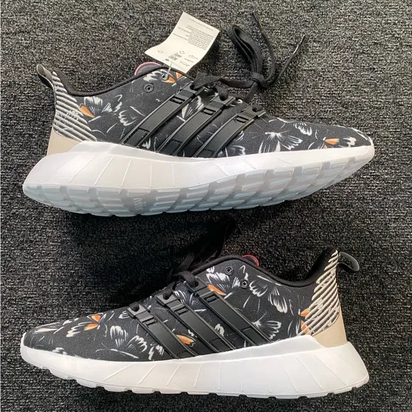 Womens Adidas Farm Rio Sneakers. Cute Black Lightweight Running Fitness Shoes.