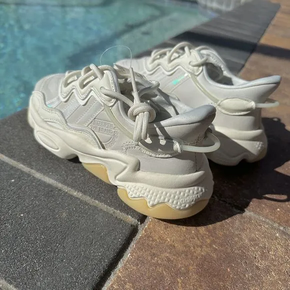 WOMEN'S Adidas Originals Ozweego Off White Gum  Shoes GZ2789