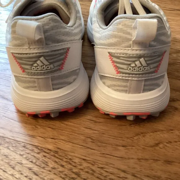 Women's adidas S2G Spikeless Golf Shoes Sneaker 7.5 WHITE/GREY SPORTY ATHLETIC