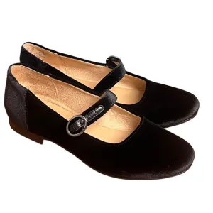 Women’s Naturalizer Kelly Black Velvet Mary Jane Flat with Strap Size 7W NIB