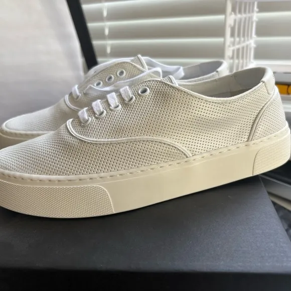 Women’s Saint Laurent’s