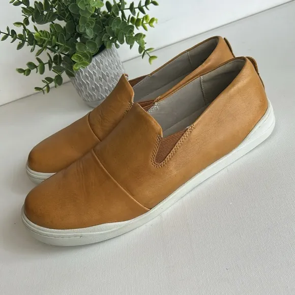 WOMEN'S SOFTWALK ALEXANDRIACASUAL SHOES