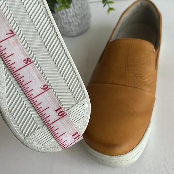 WOMEN'S SOFTWALK ALEXANDRIACASUAL SHOES