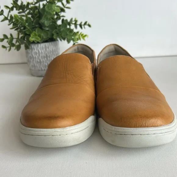 WOMEN'S SOFTWALK ALEXANDRIACASUAL SHOES